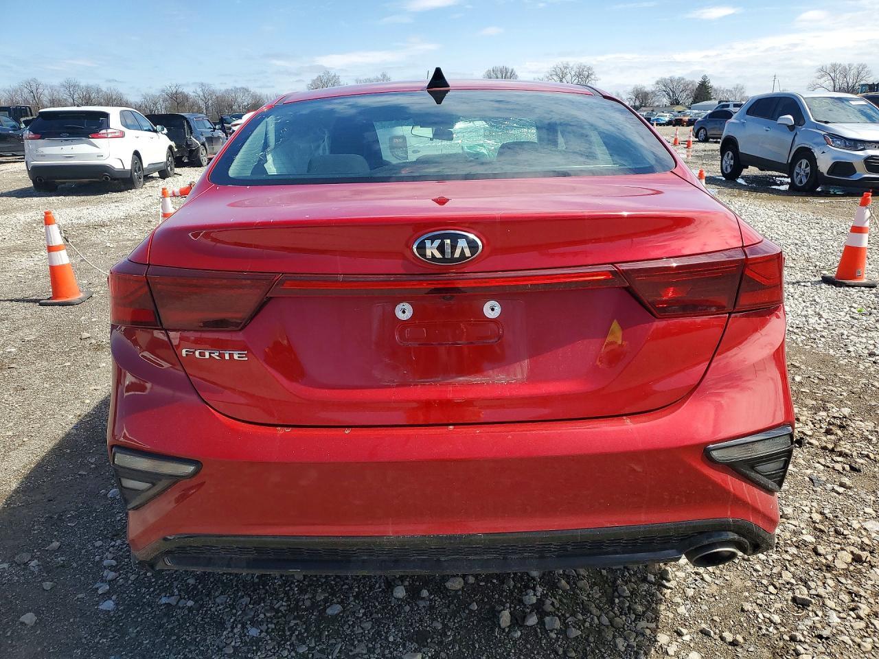 2021 Kia Forte Lxs - zdjęcie 6