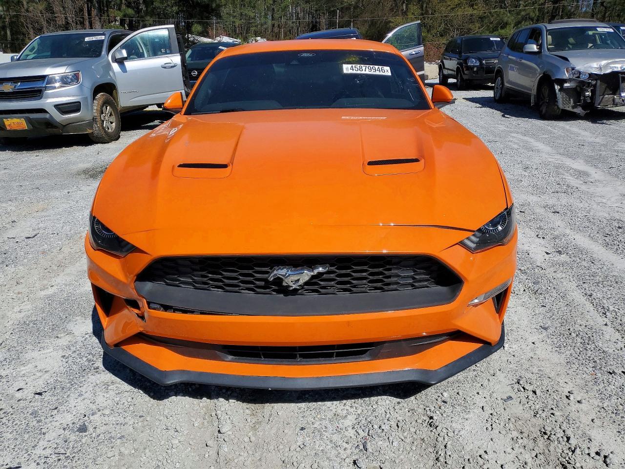 2021 Ford Mustang - zdjęcie 5
