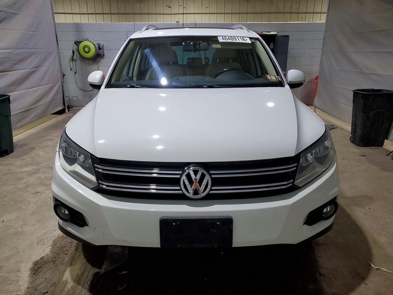 2014 Volkswagen Tiguan S - zdjęcie 5