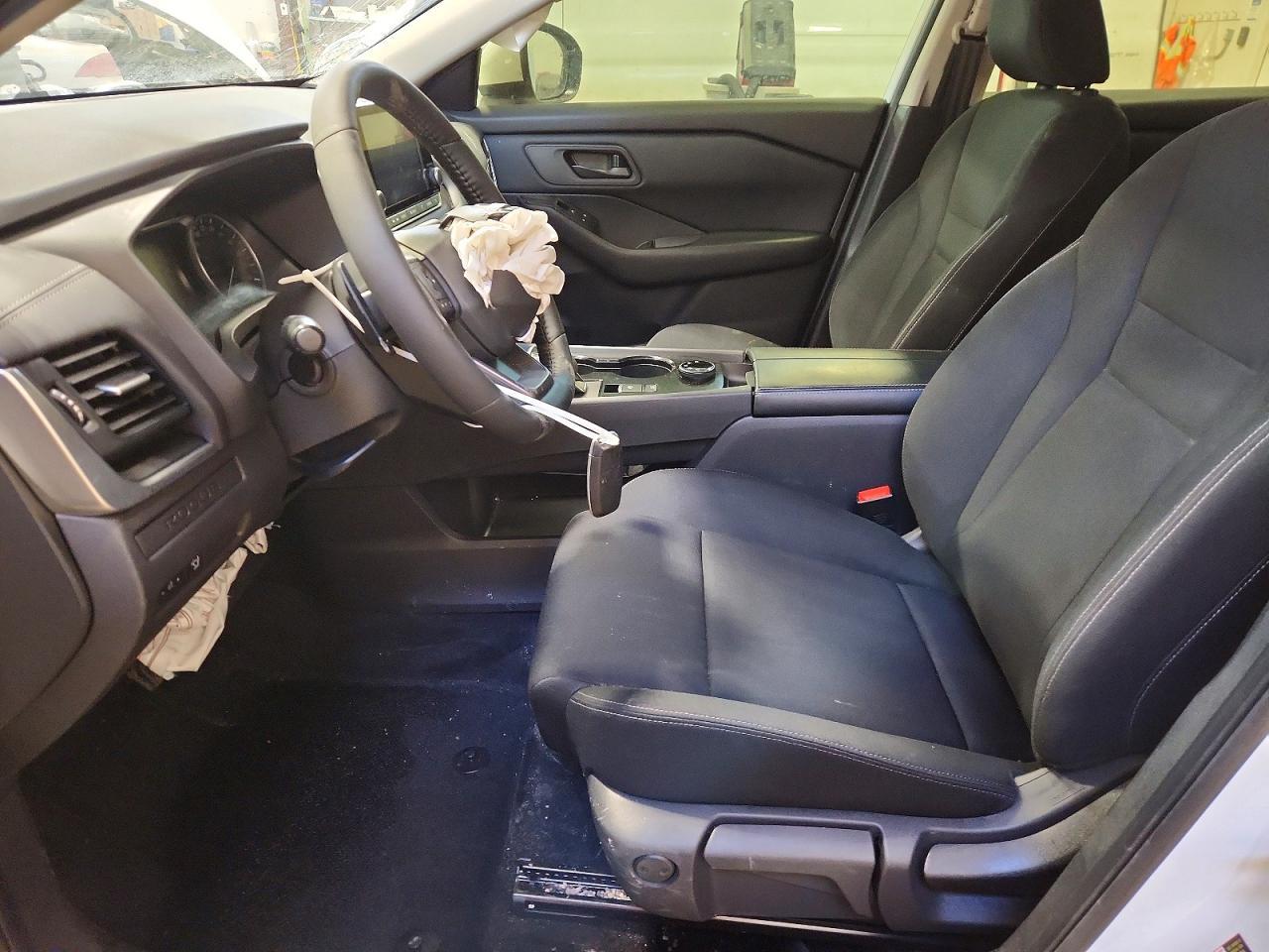 2025 Nissan Rogue S - zdjęcie 7