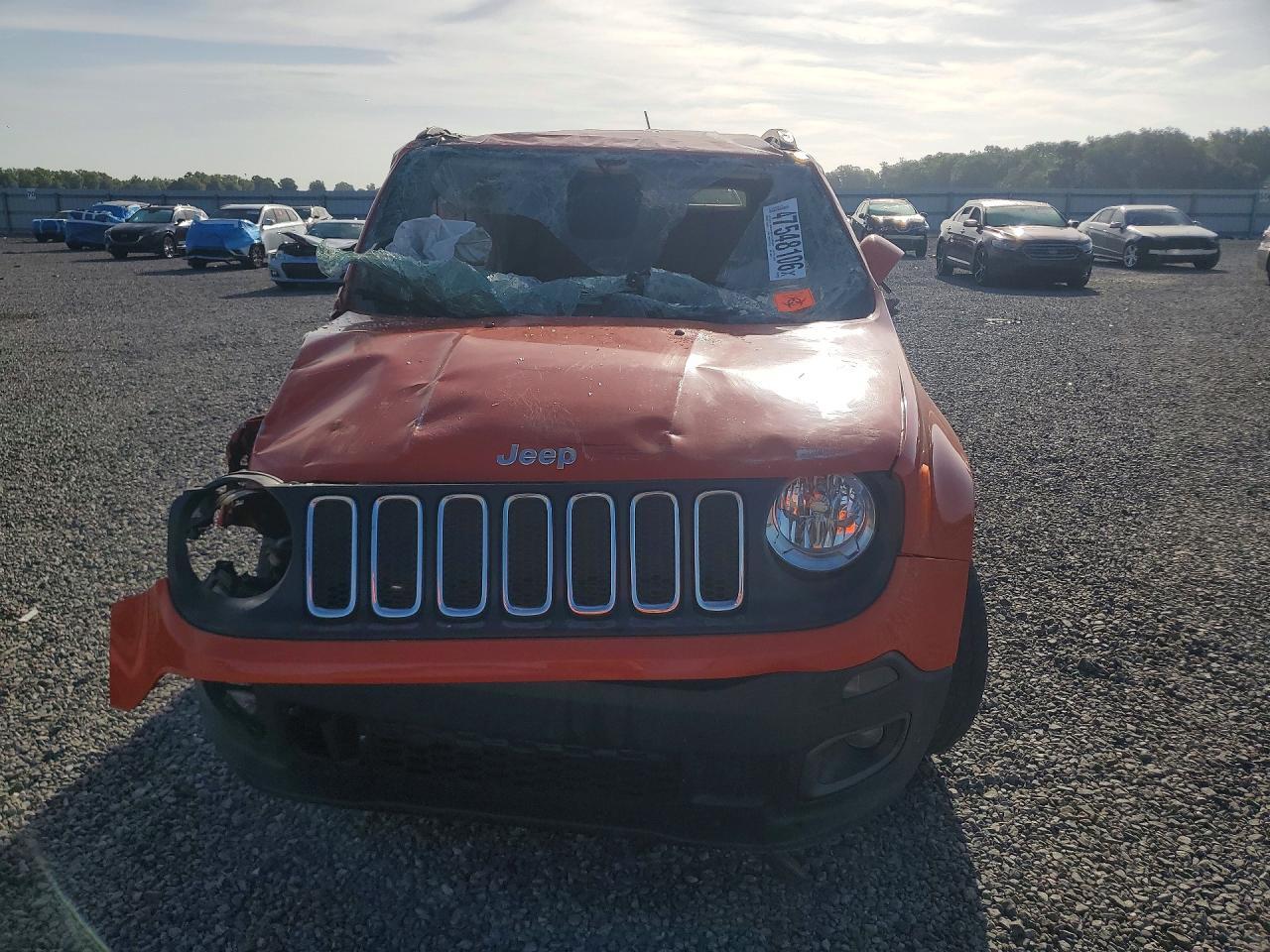 2018 Jeep Renegade Latitude - zdjęcie 5