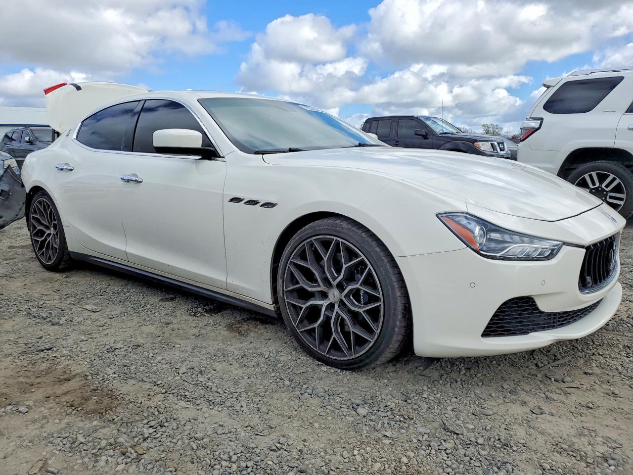 2014 Maserati Ghibli S - zdjęcie 4