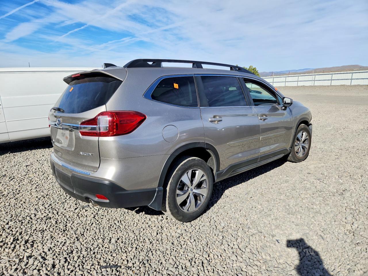 2019 Subaru Ascent Premium - zdjęcie 3