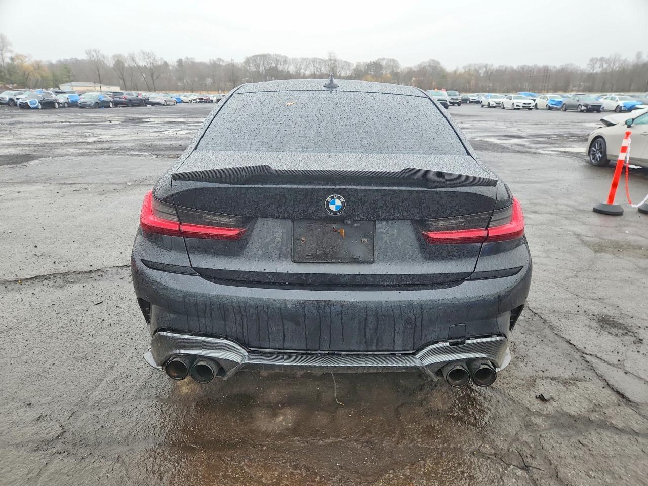 2022 BMW 320Xi - zdjęcie 6