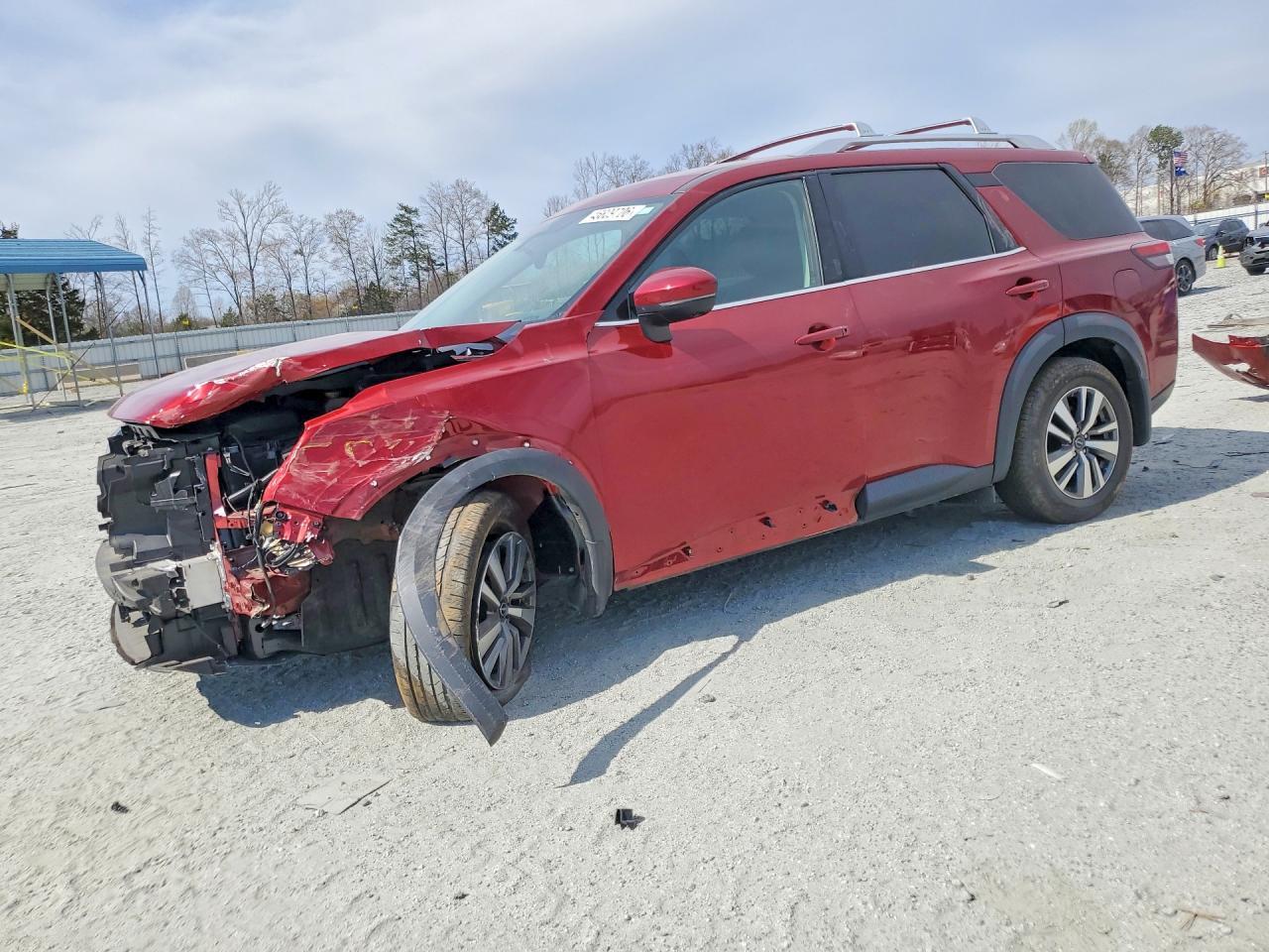 2023 Nissan Path Finde - zdjęcie główne