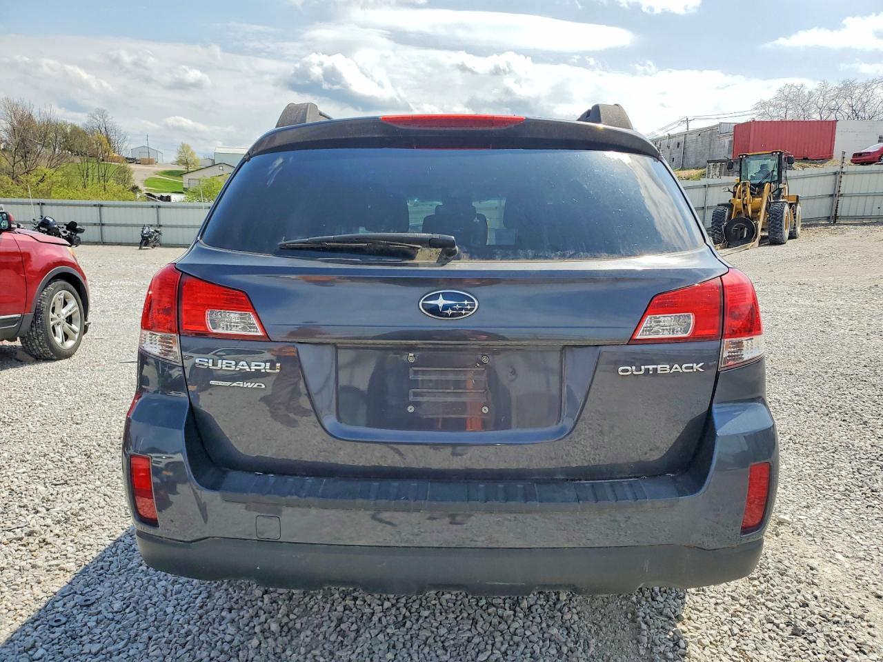 2013 Subaru Outback 2.5I Premium - zdjęcie 6