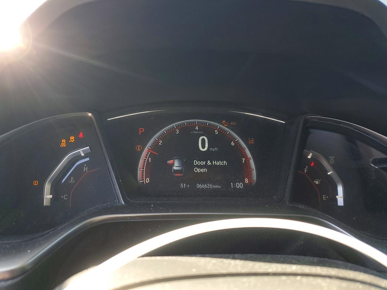 2018 Honda Civic Sport Touring - zdjęcie 9