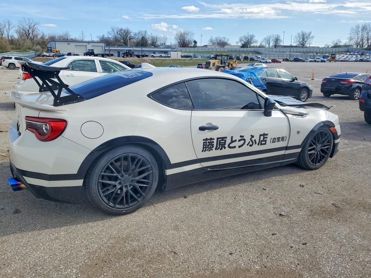 2017 Toyota 86 Base - zdjęcie 3