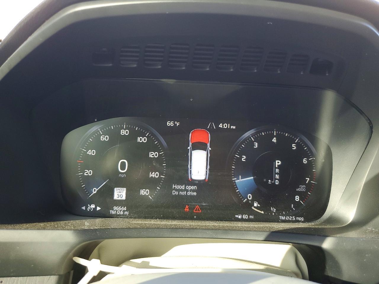 2020 Volvo Xc90 T5 Momentum - zdjęcie 9