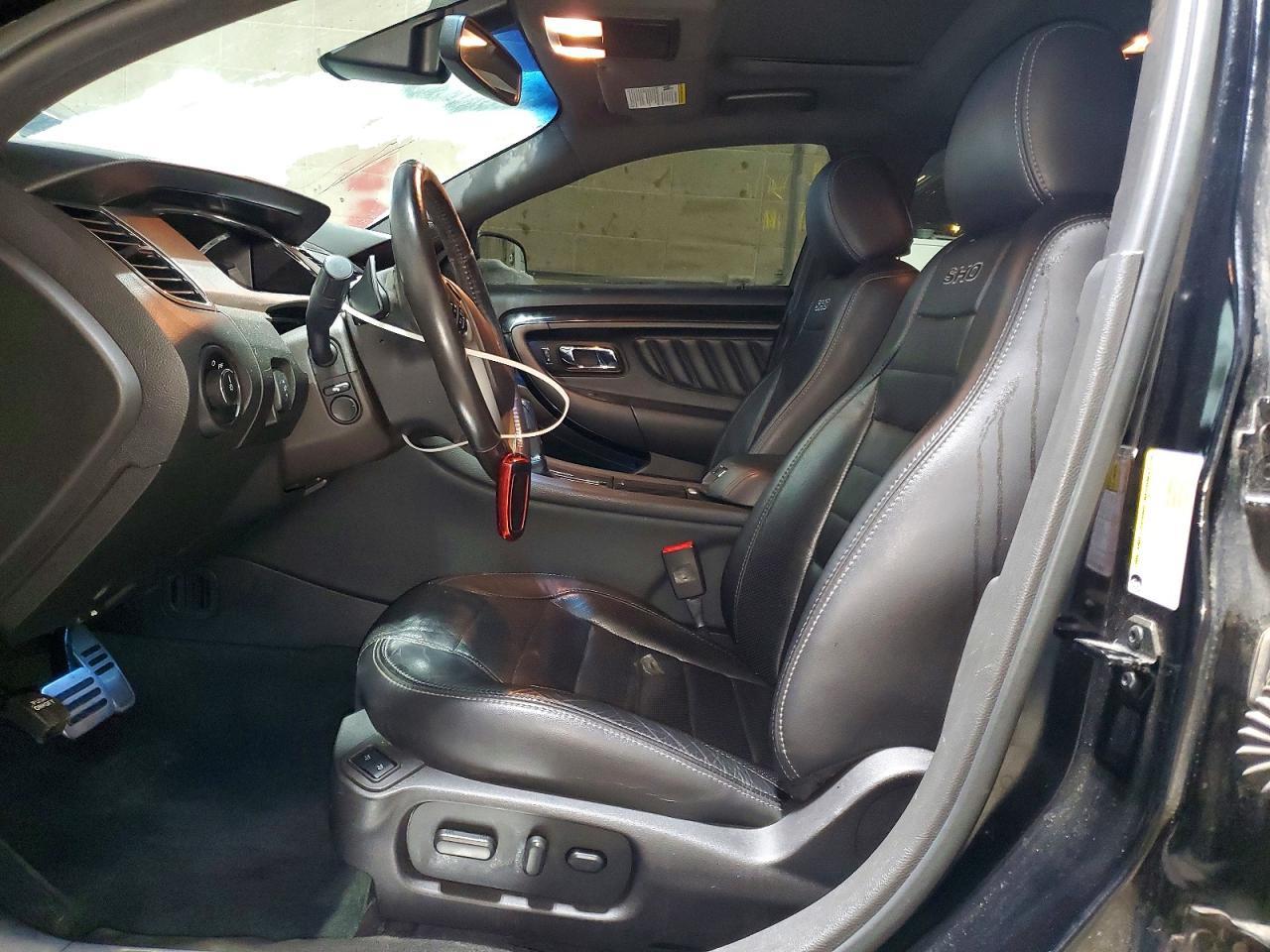 2018 Ford Taurus Sho - zdjęcie 7