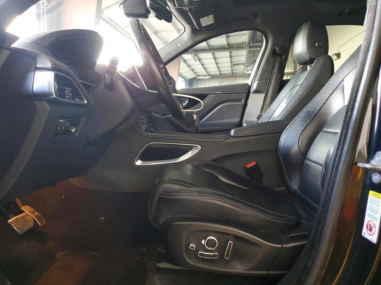 2019 Jaguar F-Pace S V6 - zdjęcie 7