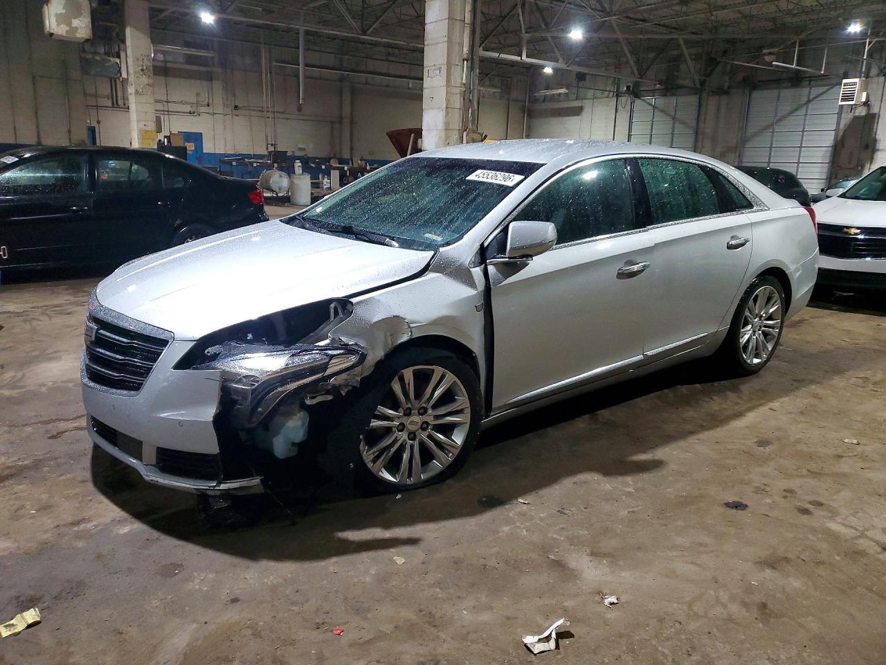 2019 Cadillac Xts Luxury - zdjęcie główne