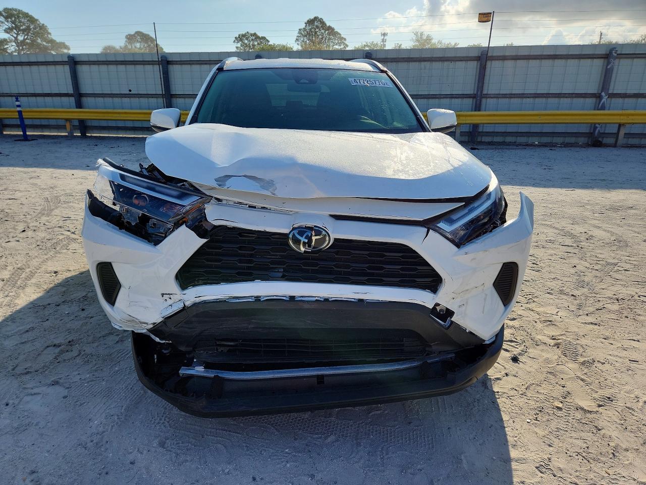 2025 Toyota Rav4 Hybrid Xle - zdjęcie 5