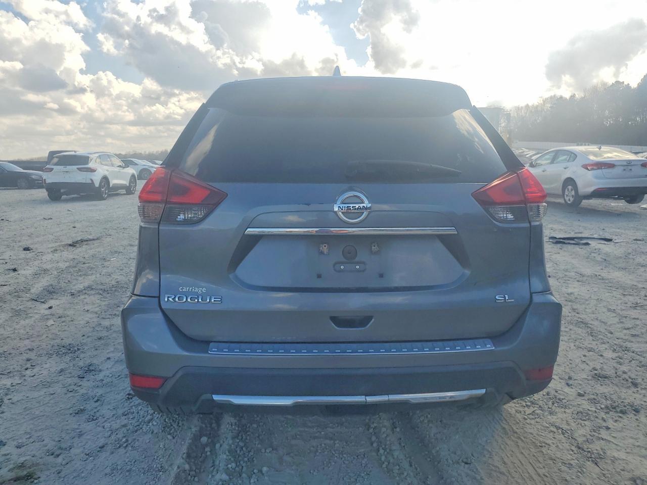 2017 Nissan Rogue Sl - zdjęcie 6