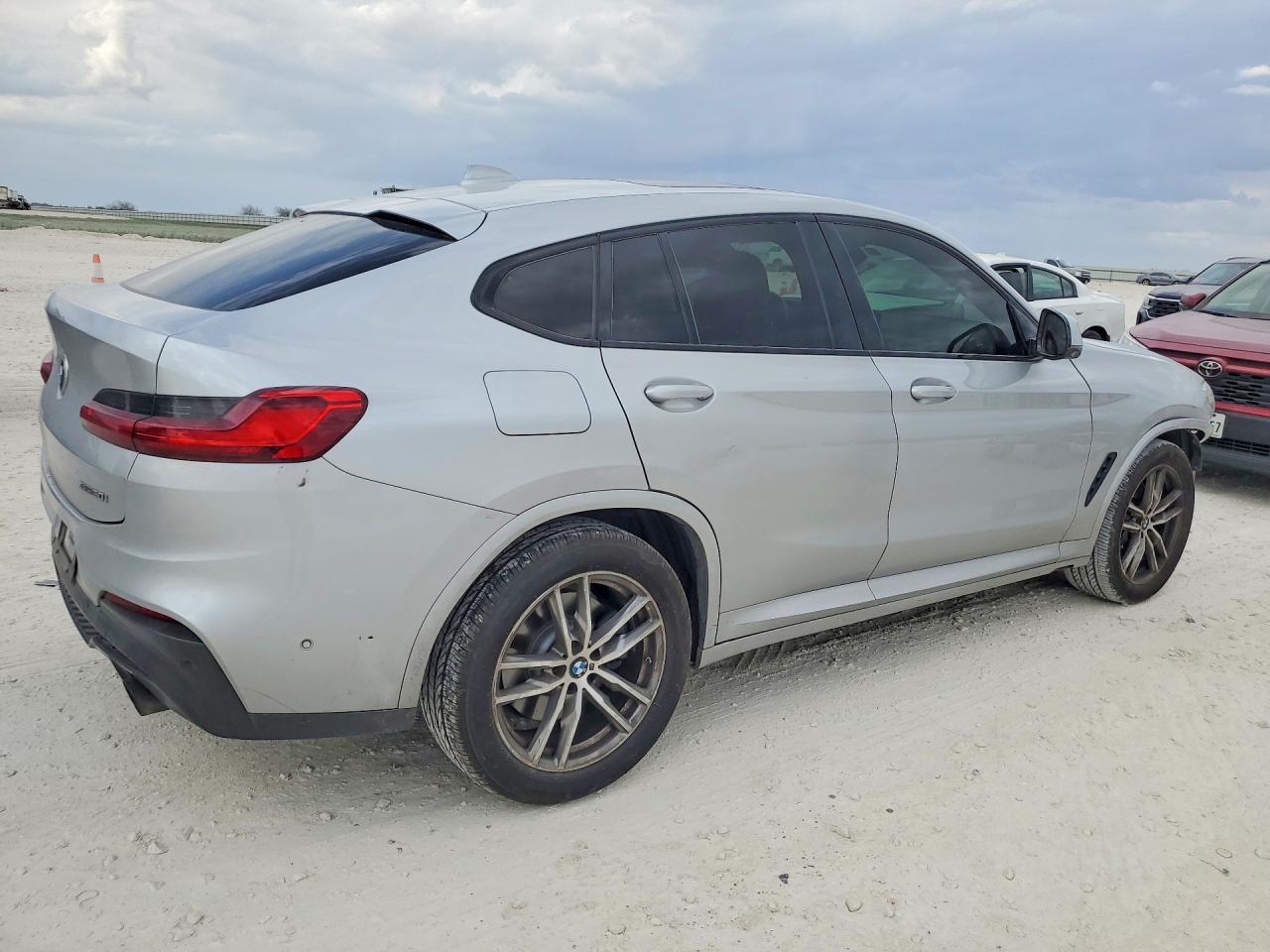 2019 BMW X4 xDrive30I - zdjęcie 3