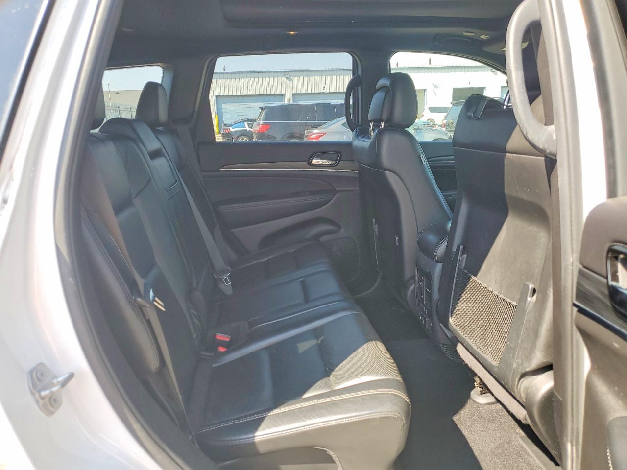 2021 Jeep Grand Cherokee Limited - zdjęcie 11