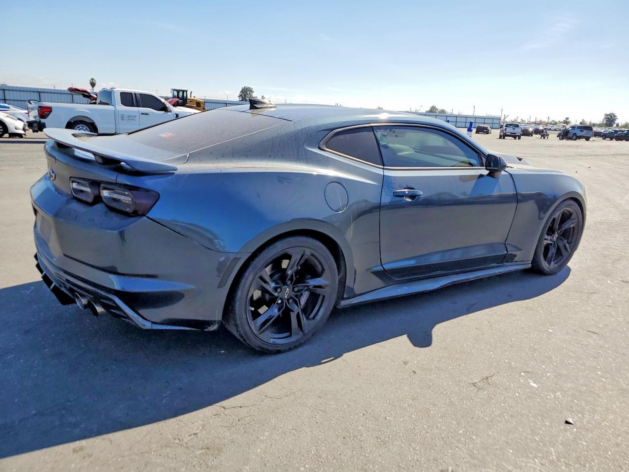 2020 Chevrolet Camaro Lz - zdjęcie 3