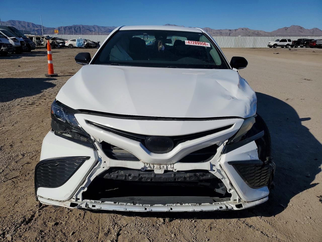 2023 Toyota Camry Se - zdjęcie 5