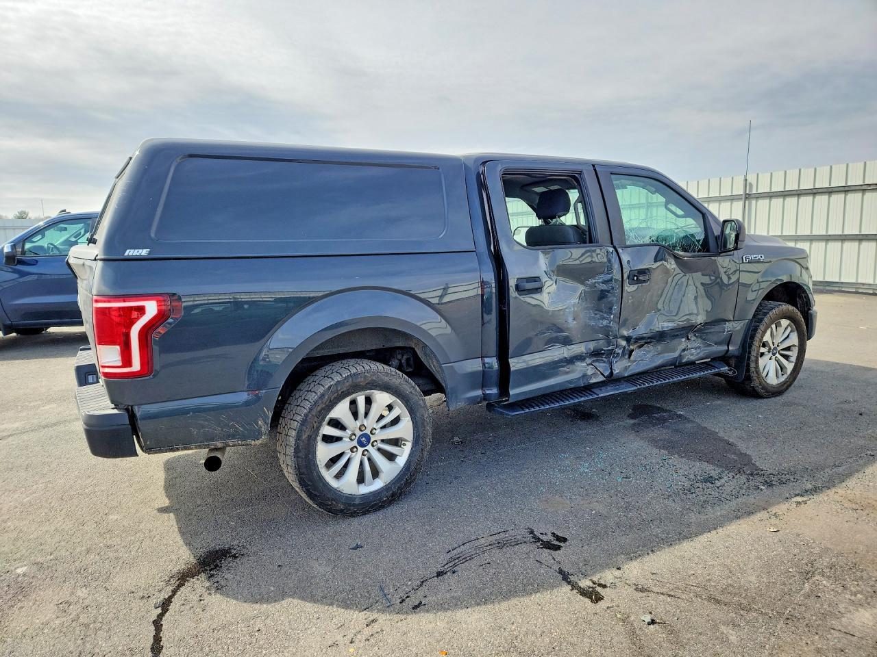 2016 Ford F150 Supercrew - zdjęcie 3