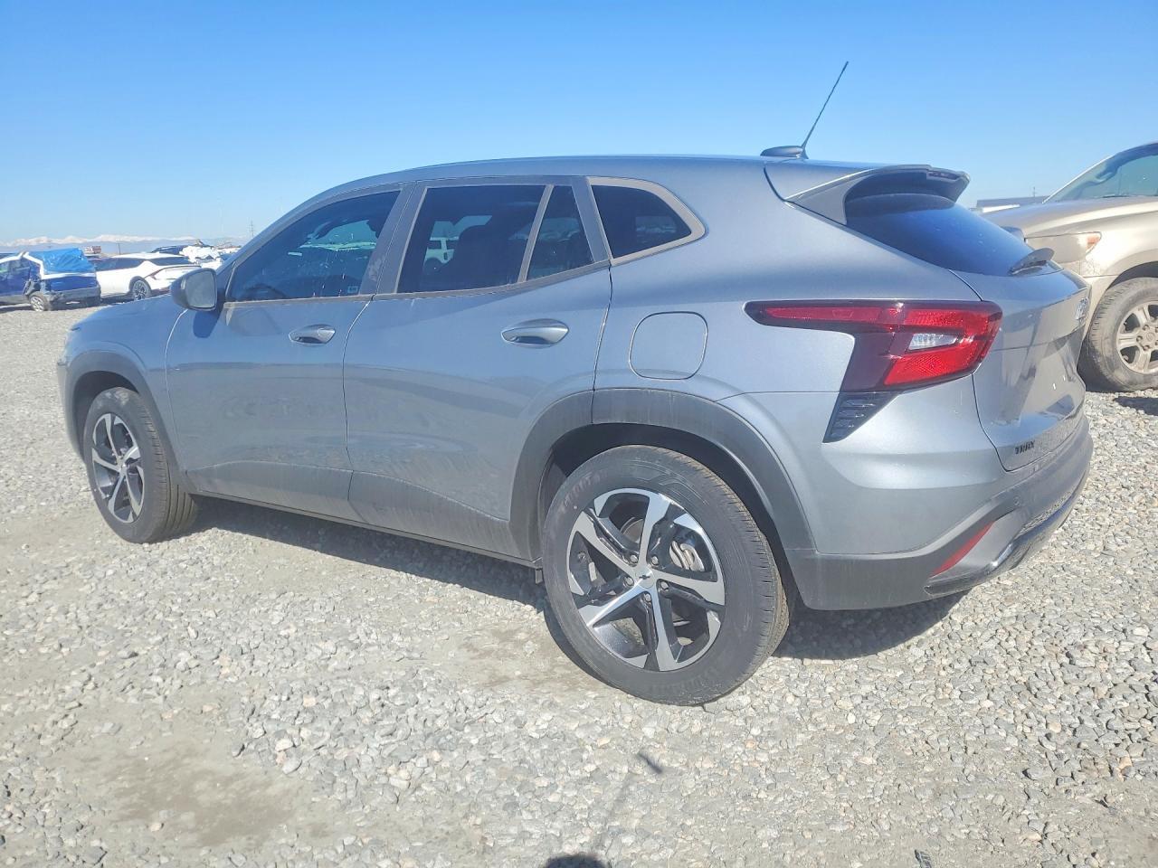 2024 Chevrolet Trax 1Rs - zdjęcie 2