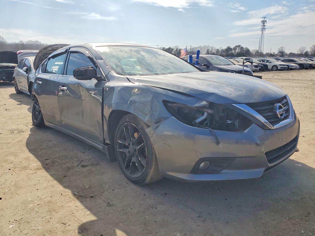 2017 Nissan Altima 2.5 Sr - zdjęcie 4