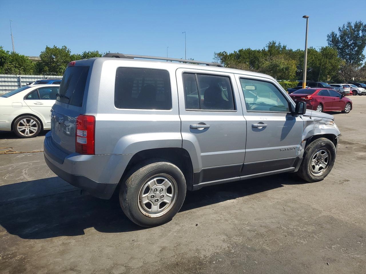 2014 Jeep Patriot Sport - zdjęcie 3