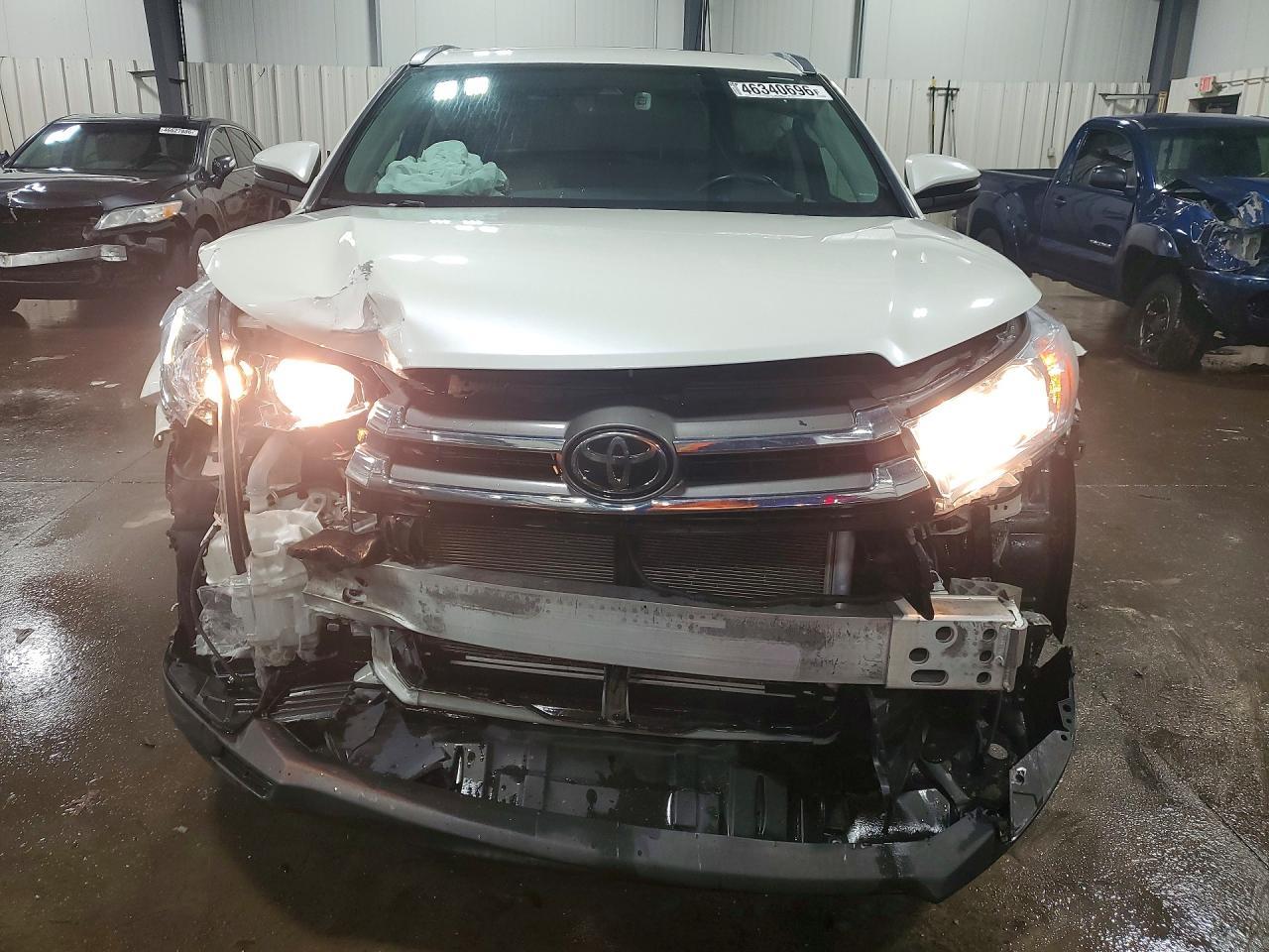 2018 Toyota Highlander Xle - zdjęcie 5
