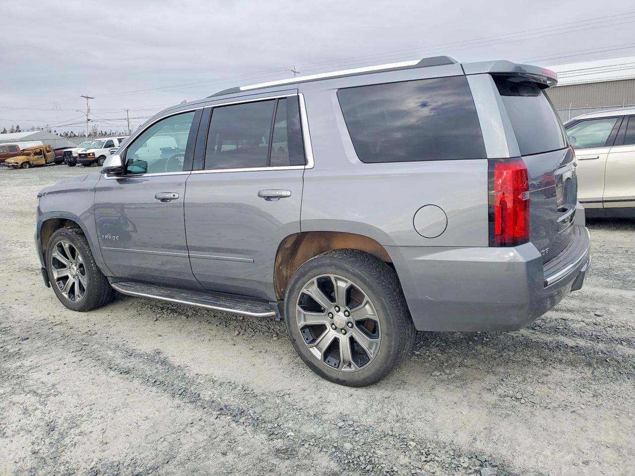 2019 Chevrolet Truck/Van Tahoe Premier 4Dr 4W - zdjęcie 2