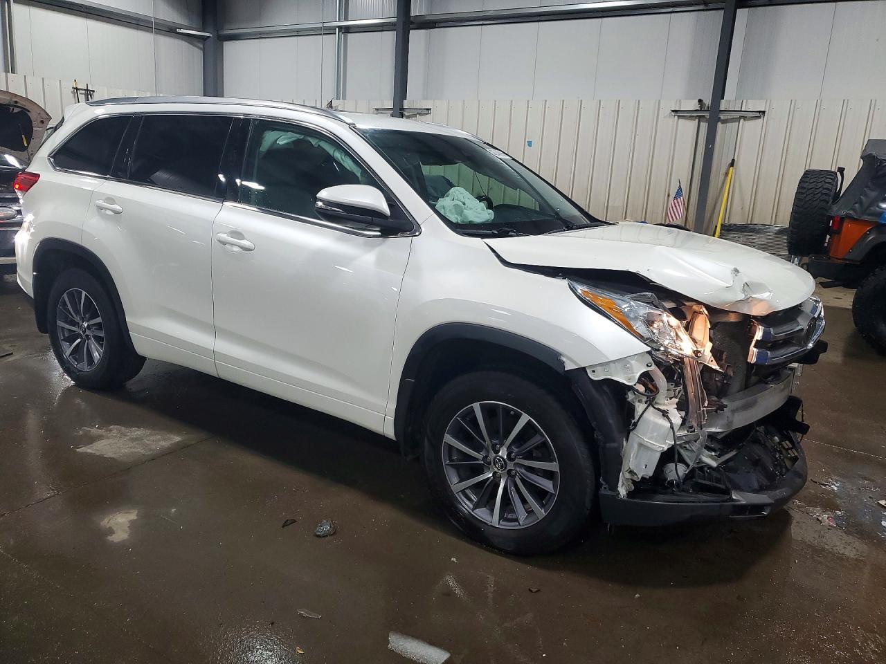 2018 Toyota Highlander Xle - zdjęcie 4