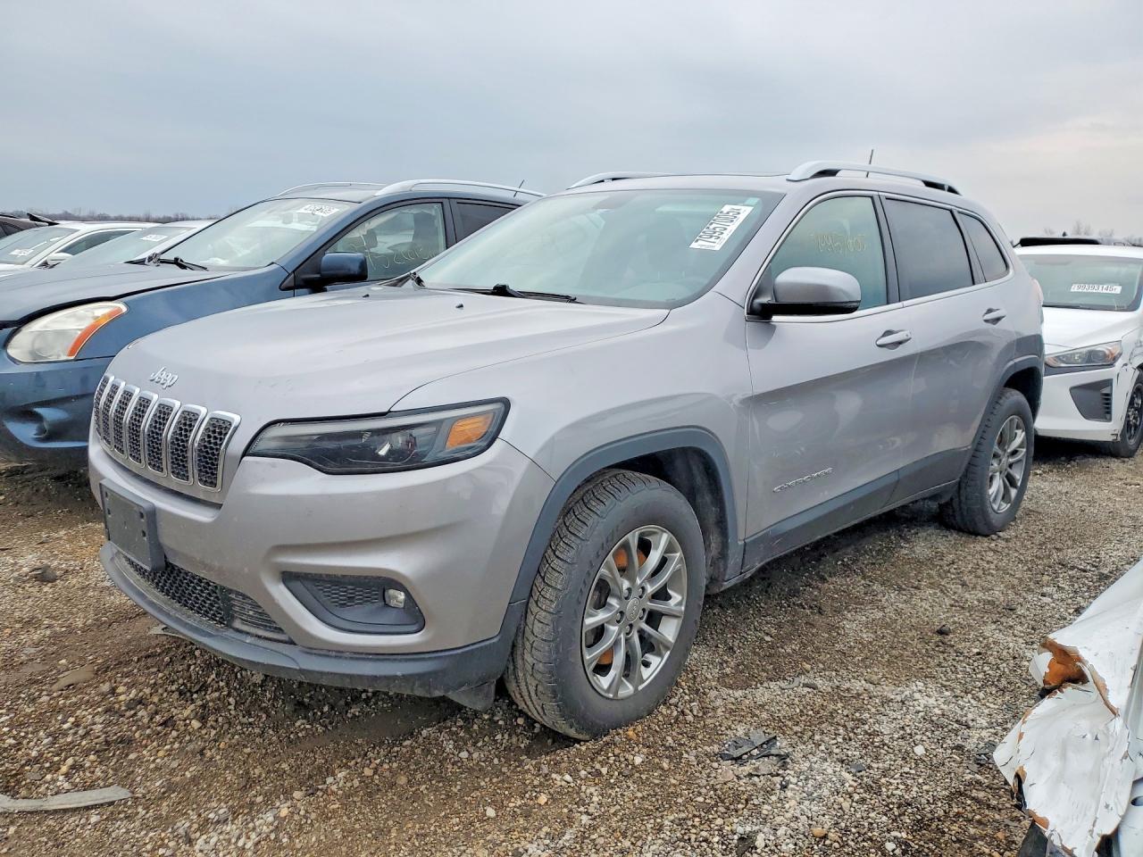 2019 Jeep Cherokee Latitude Plus - zdjęcie główne