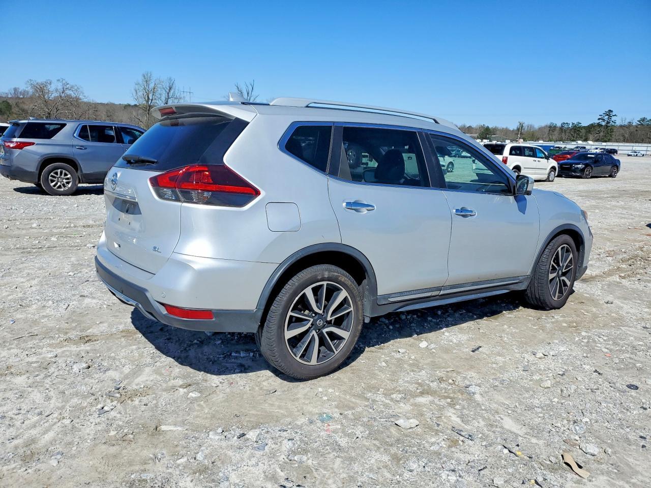 2019 Nissan Rogue Sl - zdjęcie 3