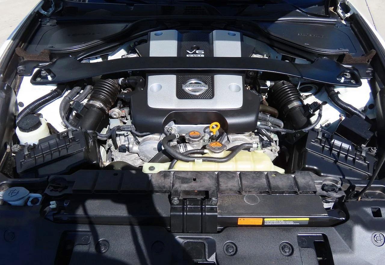 2017 Nissan 370Z Sport - zdjęcie 7