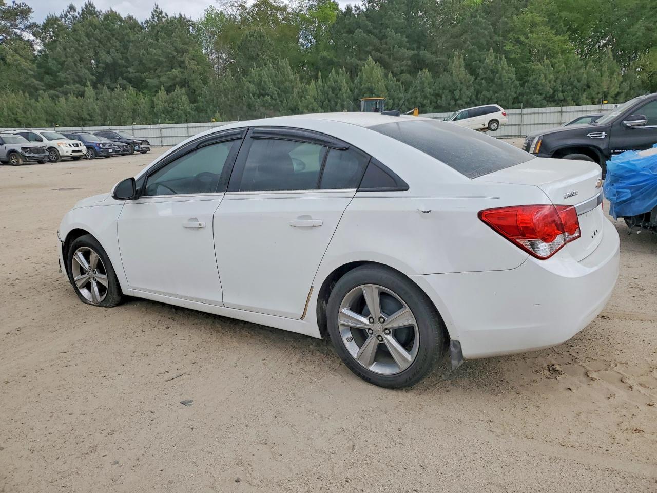 2014 Chevrolet Cruze Lt - zdjęcie 2