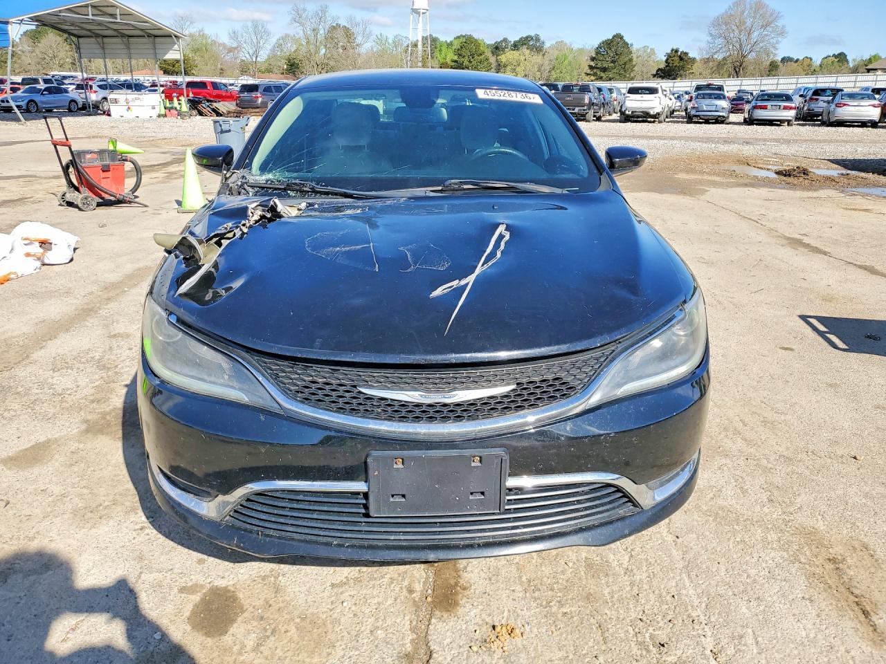 2015 Chrysler 200 Limited - zdjęcie 5
