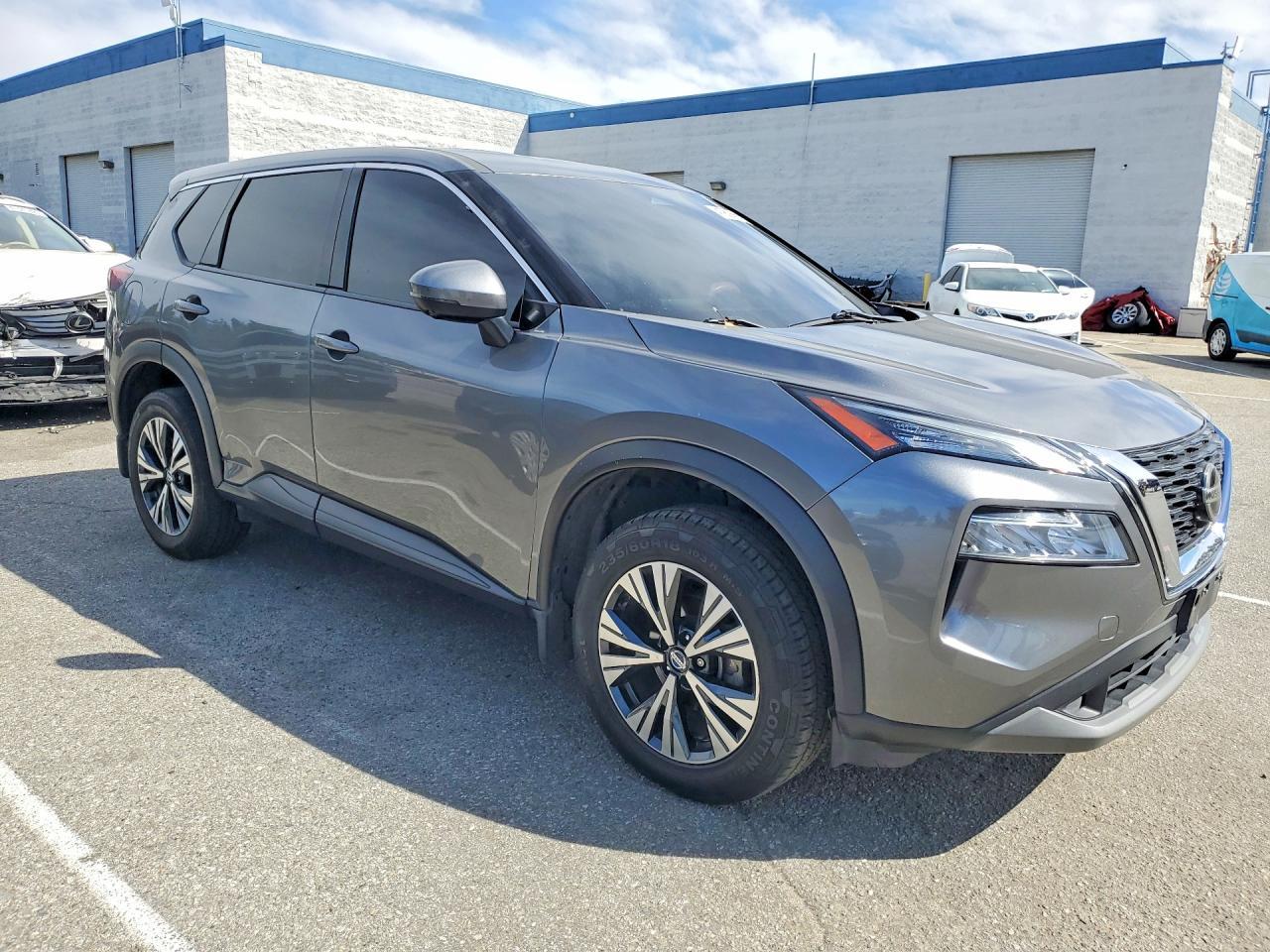 2021 Nissan Rogue Sv - zdjęcie 4