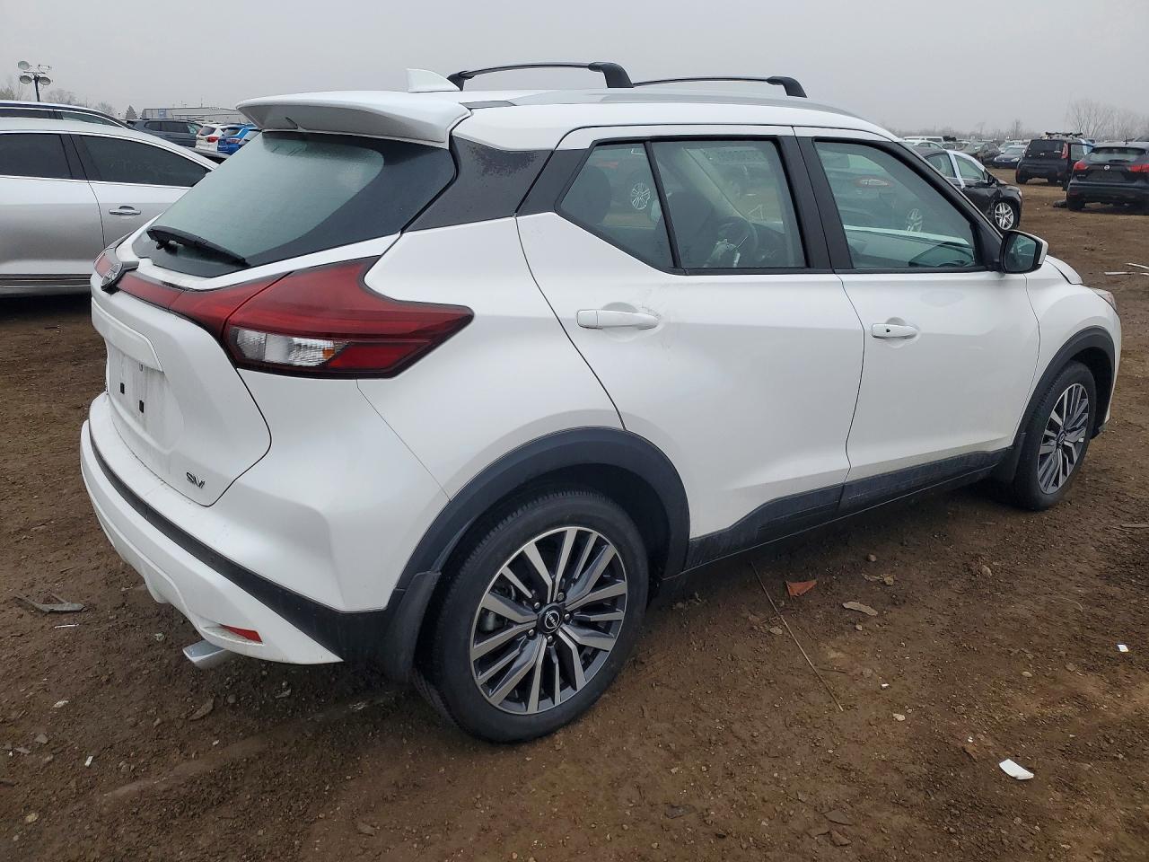 2023 Nissan Kicks Sv - zdjęcie 3