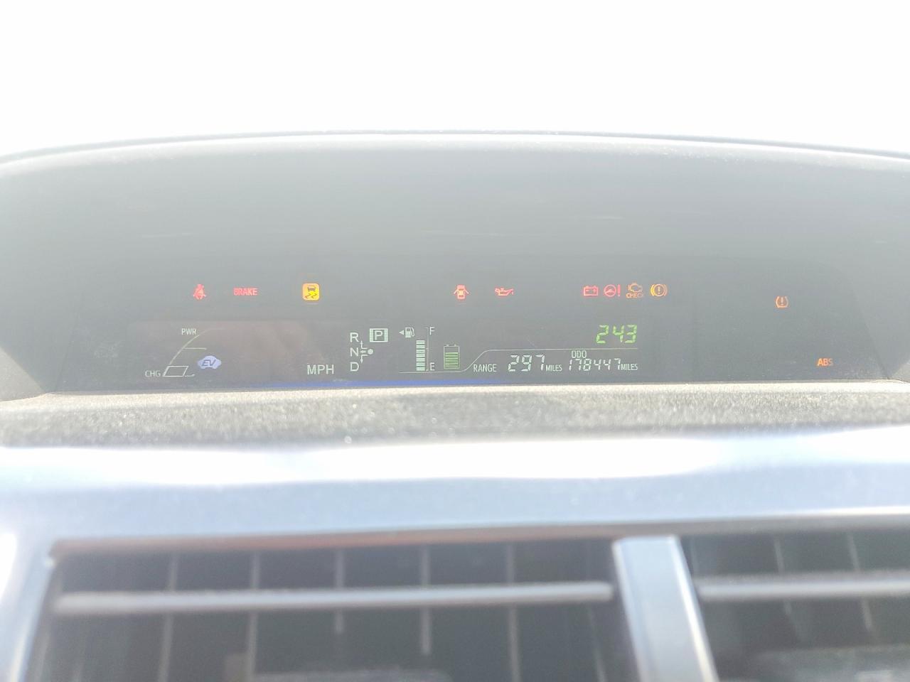 2013 Toyt Prius V - zdjęcie 9