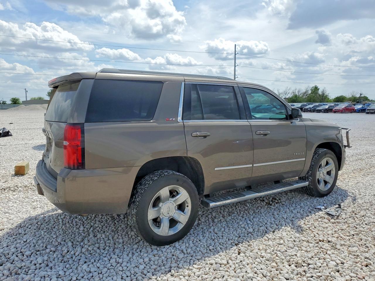 2015 Chevrolet Tahoe K1500 Lt - zdjęcie 3
