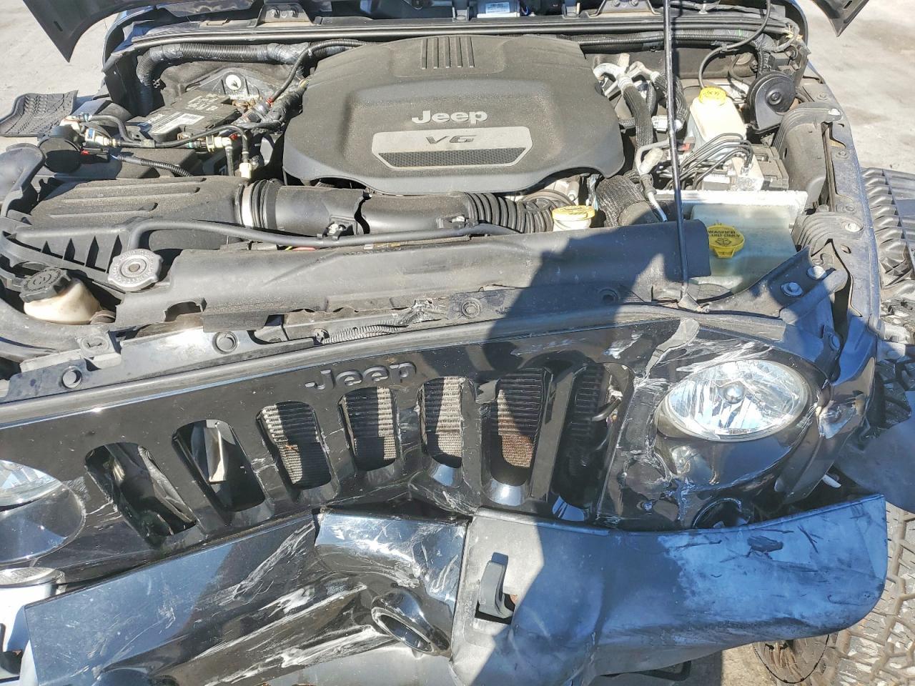 2017 Jeep Wrangler Sport - zdjęcie 12