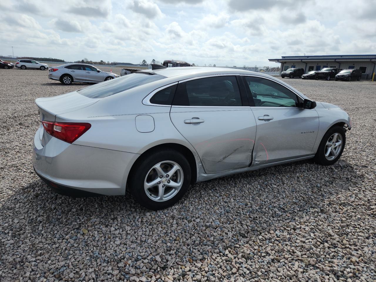 2017 Chevrolet Malibu Ls - zdjęcie 3