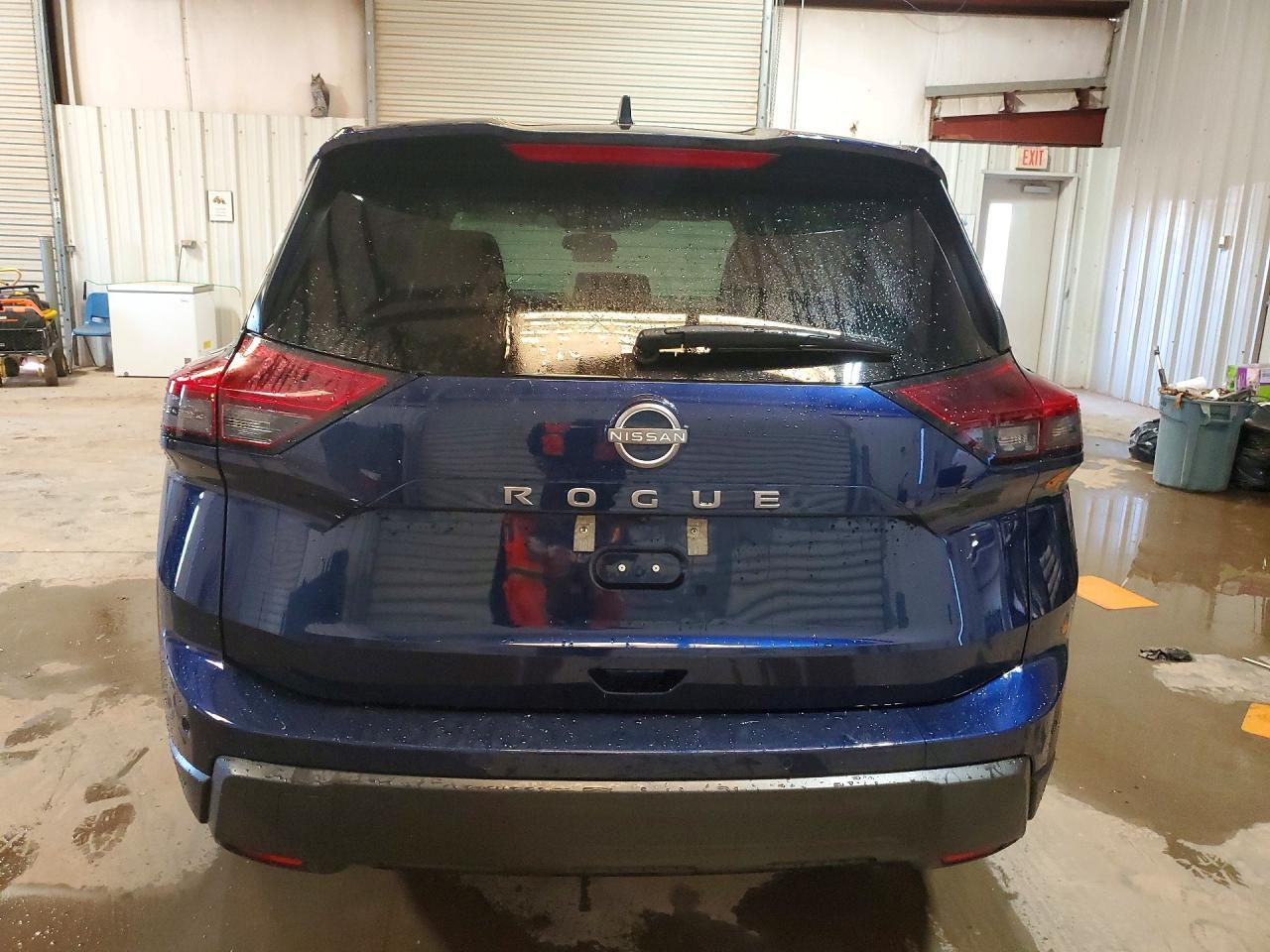 2025 Nissan Rogue Sv - zdjęcie 6