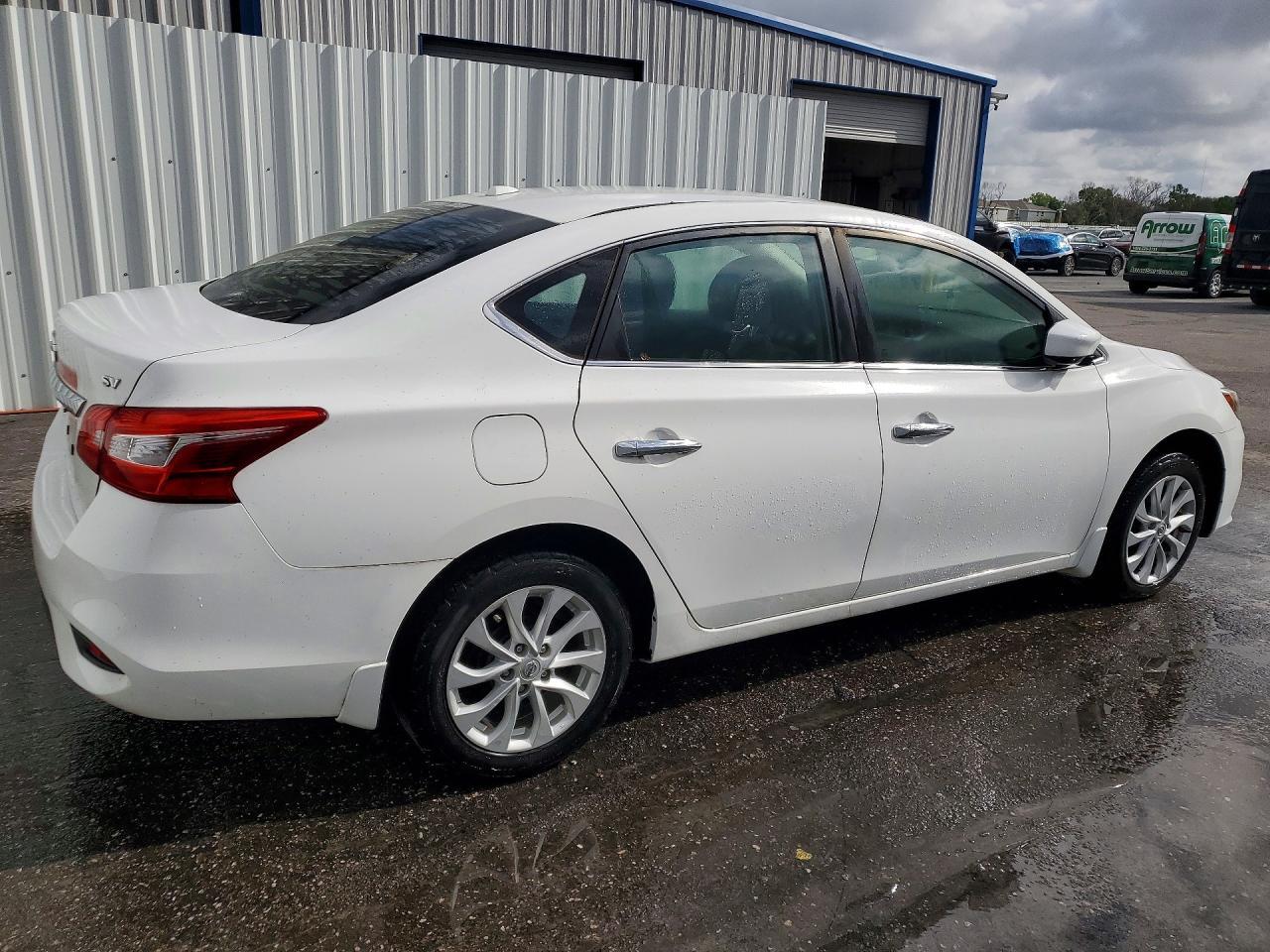 2019 Nissan Sentra Sv - zdjęcie 3