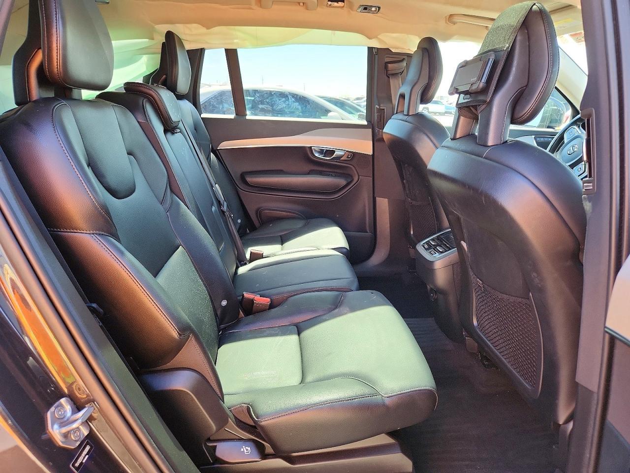 2021 Volvo Xc90 T5 Momentum - zdjęcie 11