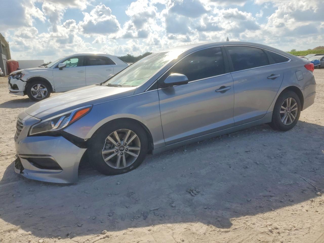 2017 Hyundai Sonata Base - zdjęcie główne