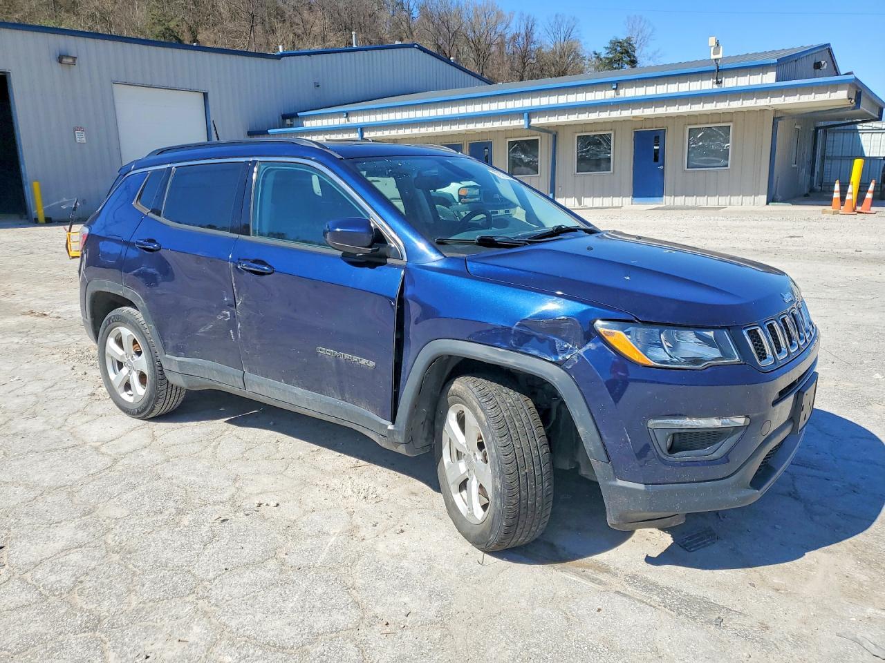 2018 Jeep Compass Latitude - zdjęcie 4
