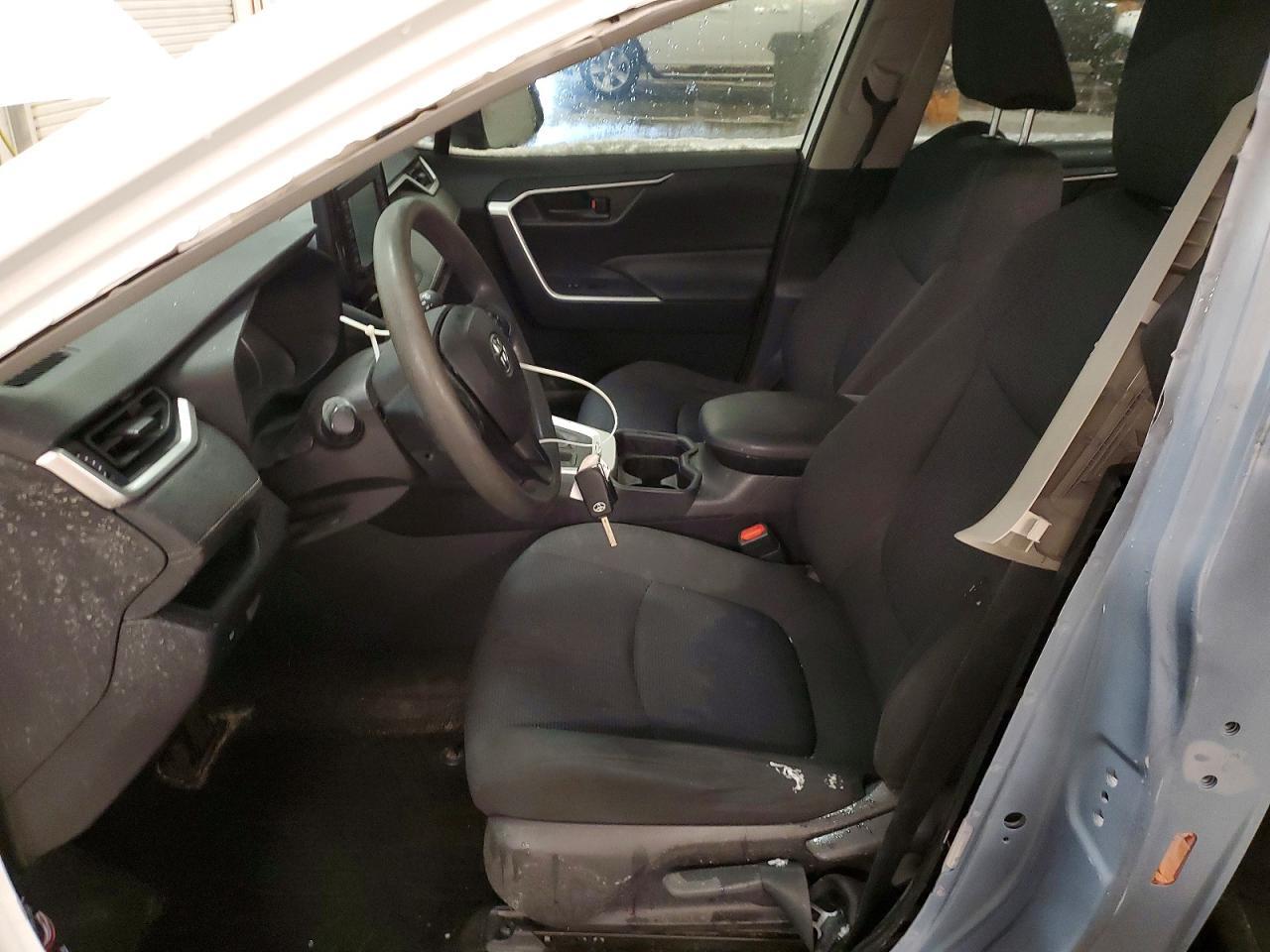 2019 Toyota Rav4 Le - zdjęcie 7