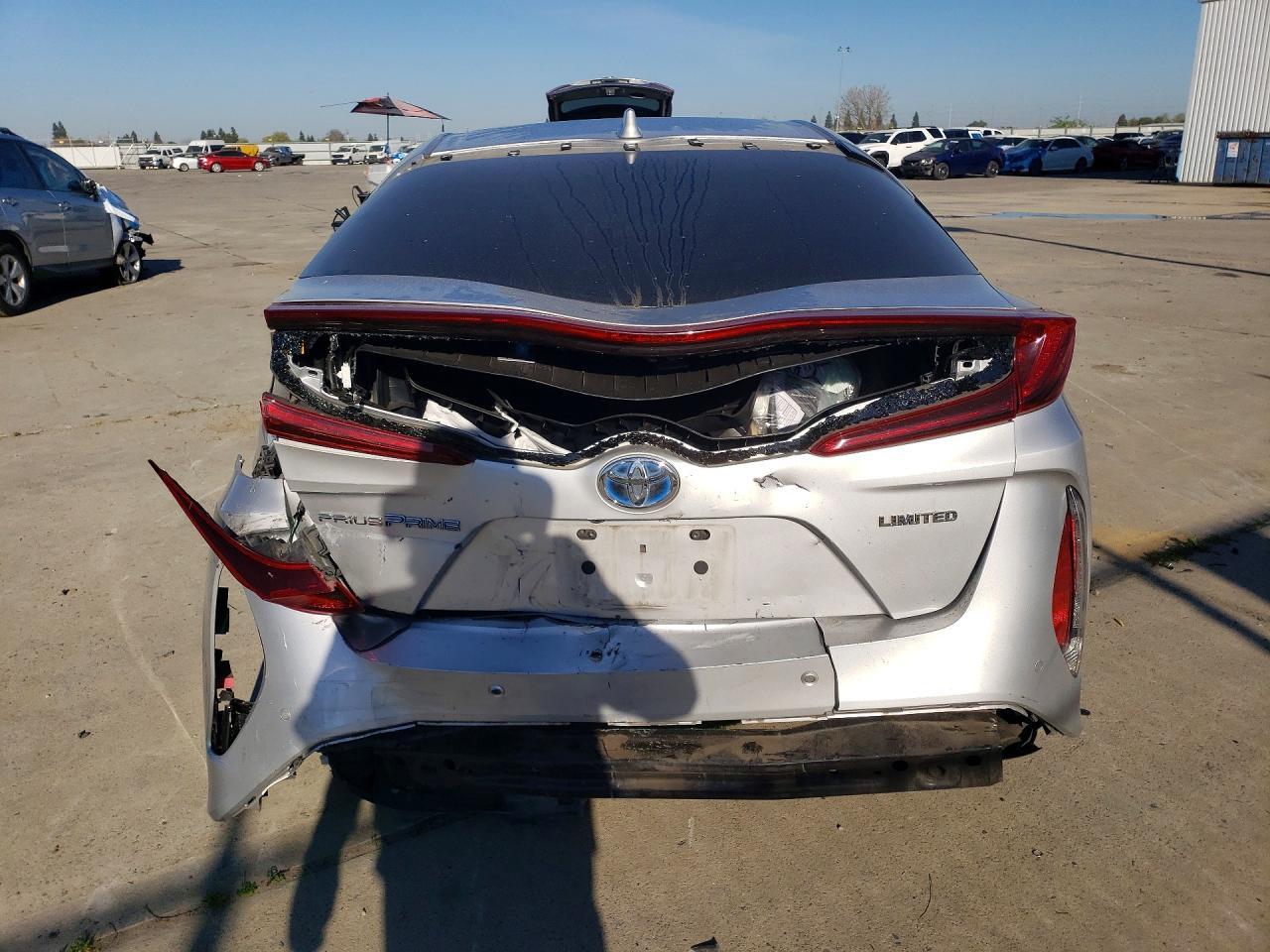 2022 Toyota Prius Prime Limited - zdjęcie 6