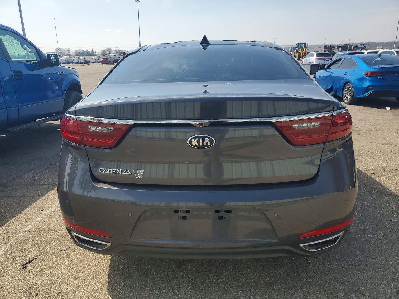2018 Kia Cadenza Premium - zdjęcie 6