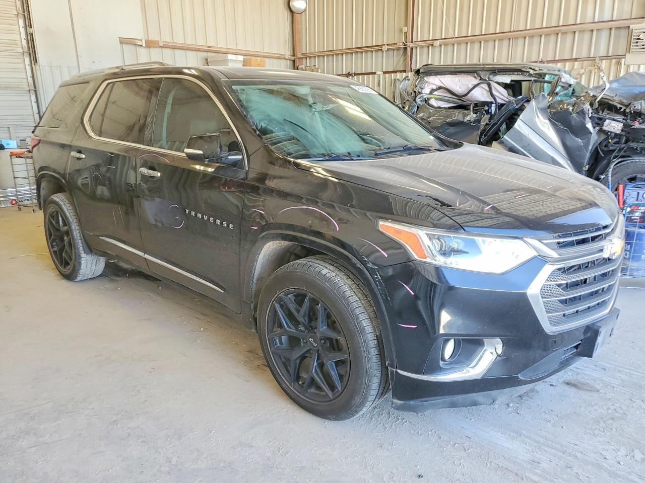 2019 Chevrolet Traverse Premier - zdjęcie 4