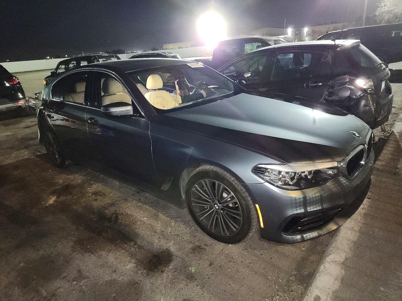BMW Seria 5 - zdjęcie 4